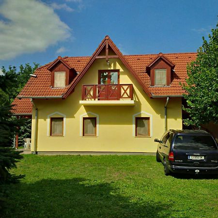 Reteshaz Strudelhaus Apartmanhaz Vonyarcvashegy Eksteriør billede