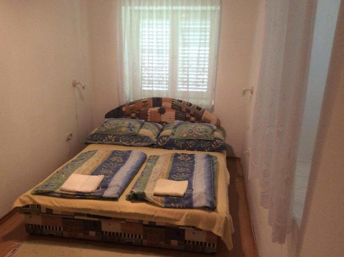 Reteshaz Strudelhaus Apartmanhaz Vonyarcvashegy Eksteriør billede